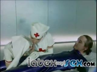Латекс медицински сестри лечение а каучук gas маска човек