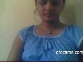 Indian woman masturbating on webcam - otocams.com