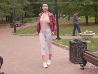 Mỏng trắng chặt chẽ ghết và tuyệt đối blouseâ¦ đã làm anh kiểm tra ngoài của tôi cameltoe ;?